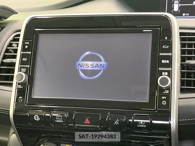 Nissan SERENA 2018-09 8285468-3