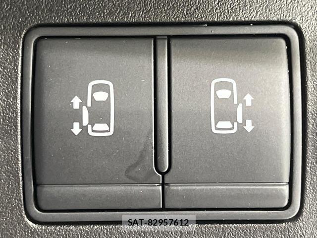 Nissan SERENA 2013-09 8285503-2