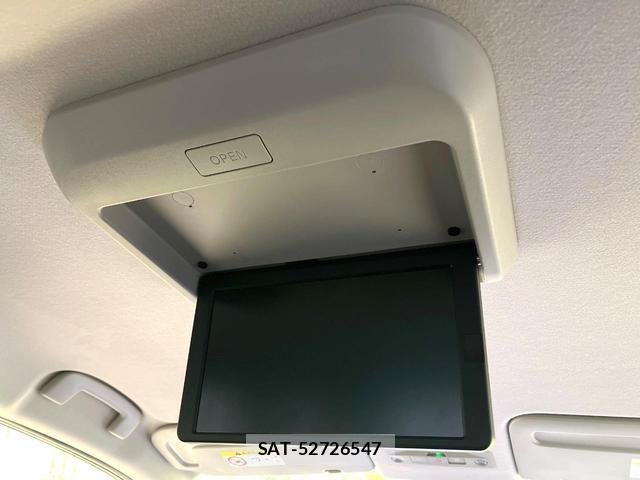 Nissan SERENA 2023-07 8285619-3