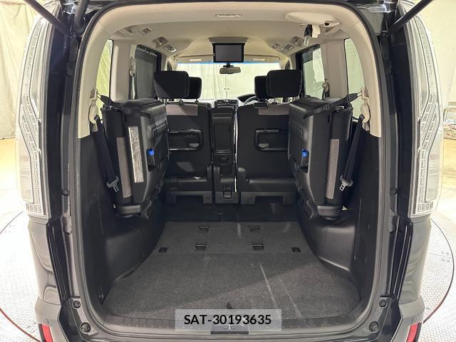 Nissan SERENA 2014-03 8285868-19