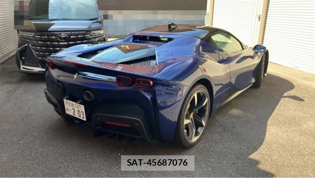 Ferrari SF90 Stradale 2023-08 8281115-11