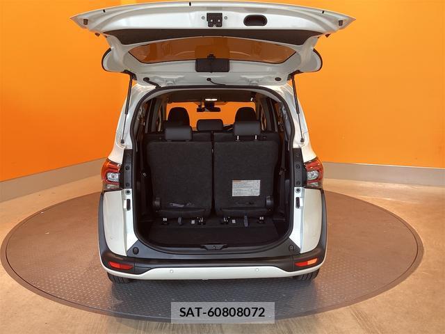 Toyota SIENTA 2021-06 8276740-13
