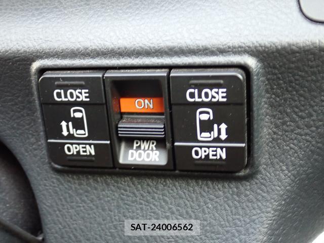 Toyota SIENTA 2019-05 8277693-19
