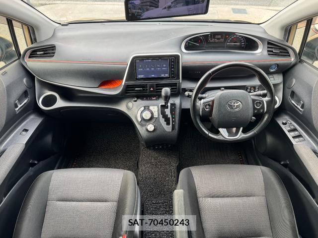 Toyota SIENTA 2019-02 8277730-10