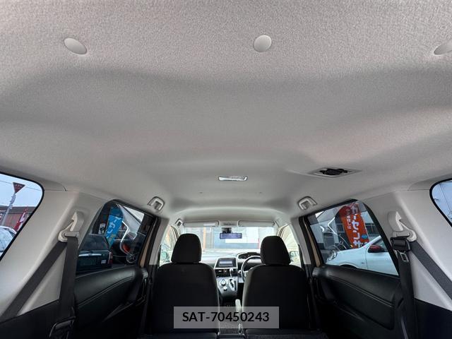 Toyota SIENTA 2019-02 8277730-11