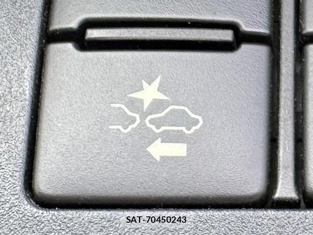 Toyota SIENTA 2019-02 8277730-4
