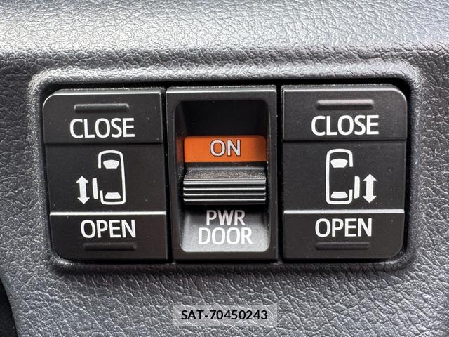 Toyota SIENTA 2019-02 8277730-5