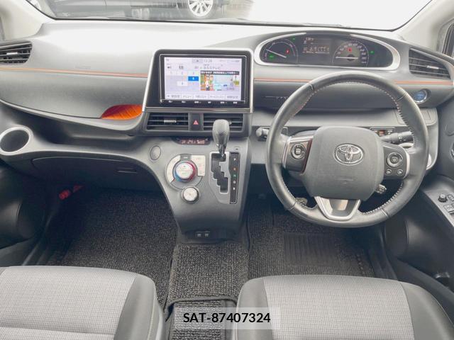 Toyota SIENTA 2018-12 8277813-1