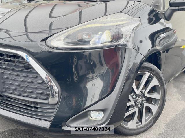 Toyota SIENTA 2018-12 8277813-11