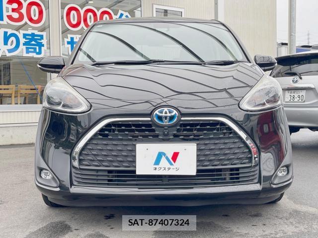 Toyota SIENTA 2018-12 8277813-13