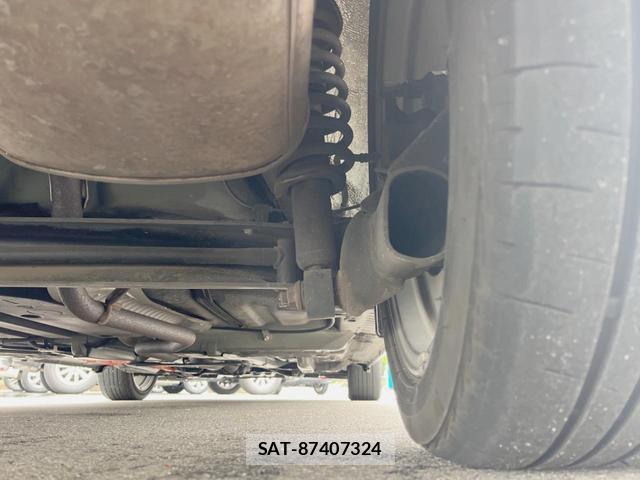 Toyota SIENTA 2018-12 8277813-19