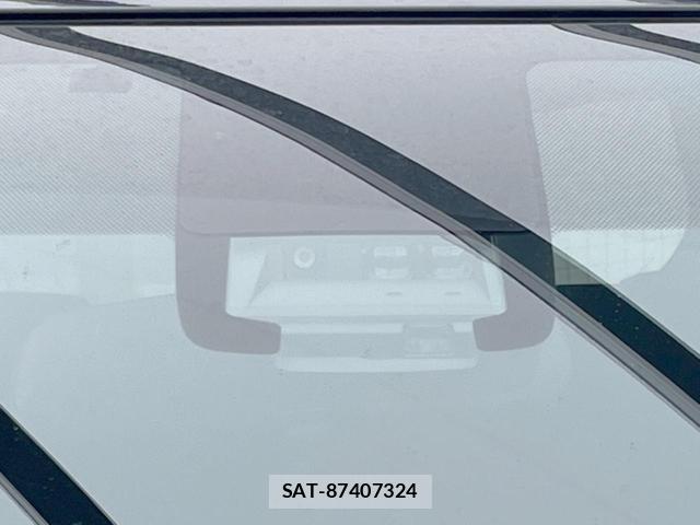 Toyota SIENTA 2018-12 8277813-2