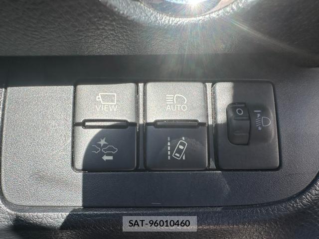 Toyota SIENTA 2020-10 8277855-5