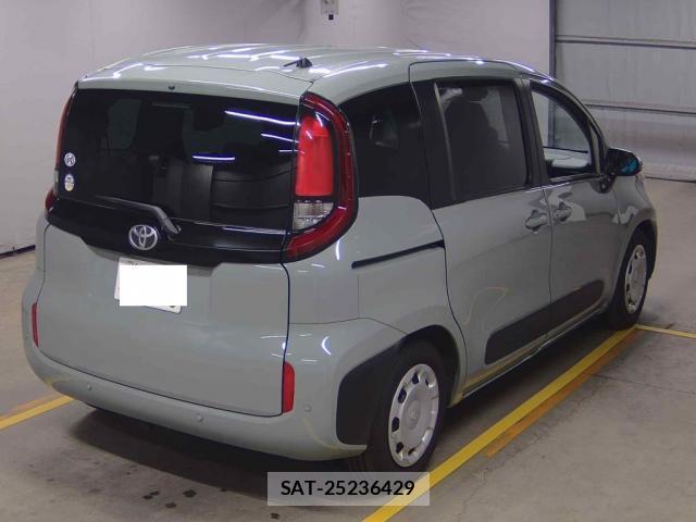 Toyota SIENTA 2023-09 8278439-1