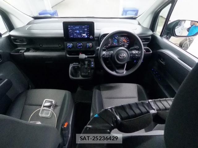 Toyota SIENTA 2023-09 8278439-2