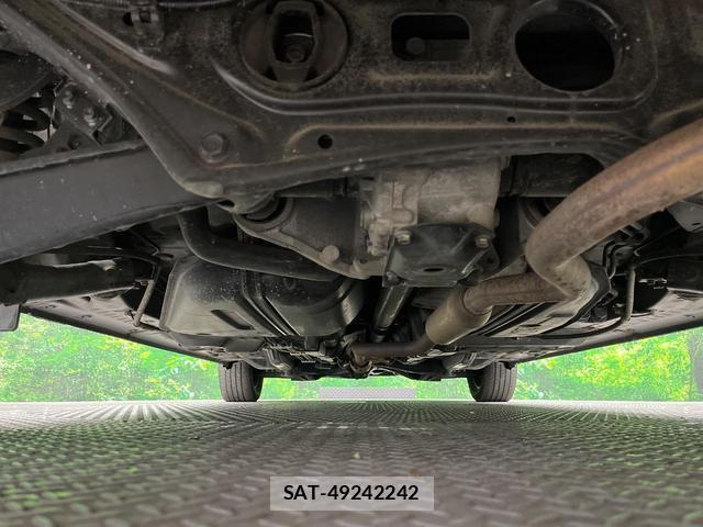 Toyota SIENTA 2018-08 8278797-17