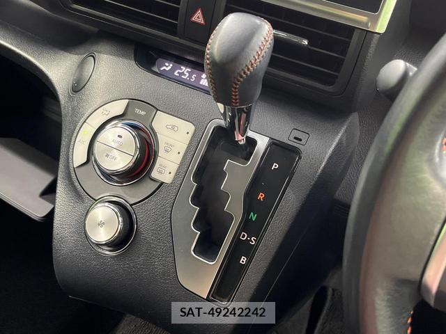 Toyota SIENTA 2018-08 8278797-19