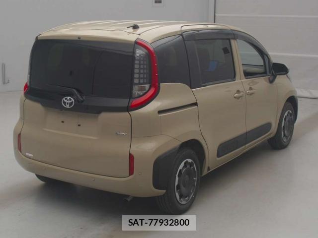 Toyota SIENTA 2024-09 8278910-1