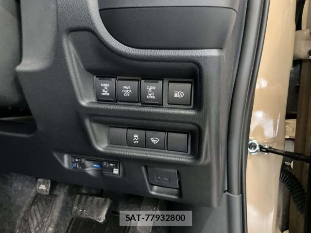 Toyota SIENTA 2024-09 8278910-12