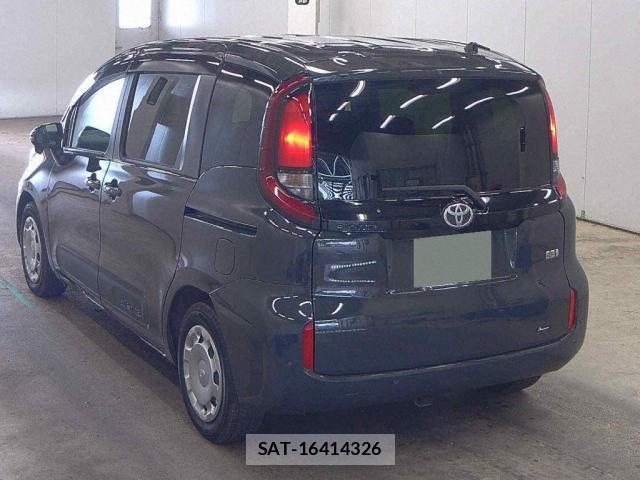 Toyota SIENTA 2022-09 8278912-1