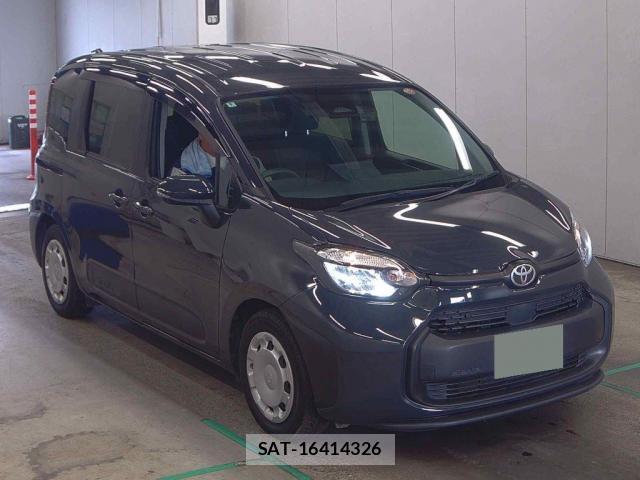 Toyota SIENTA 2022-09 8278912-3