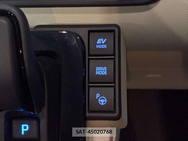 Toyota SIENTA 2023-07 8278928-10