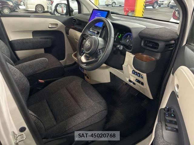 Toyota SIENTA 2023-07 8278928-3
