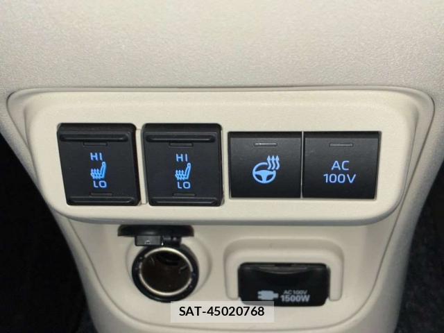 Toyota SIENTA 2023-07 8278928-4