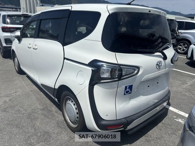 Toyota SIENTA 2021-05 8278984-3