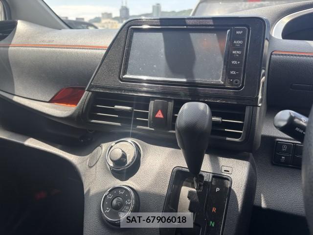 Toyota SIENTA 2021-05 8278984-8