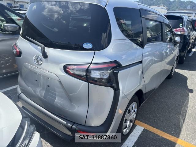 Toyota SIENTA 2017-07 8278995-4
