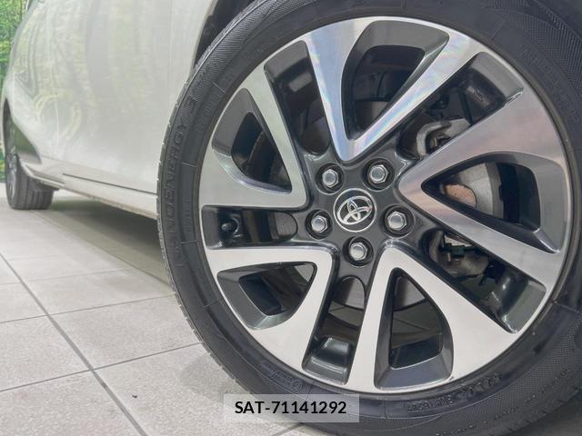 Toyota SIENTA 2019-12 8279124-13