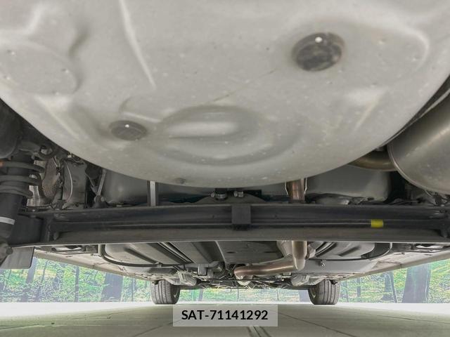 Toyota SIENTA 2019-12 8279124-18