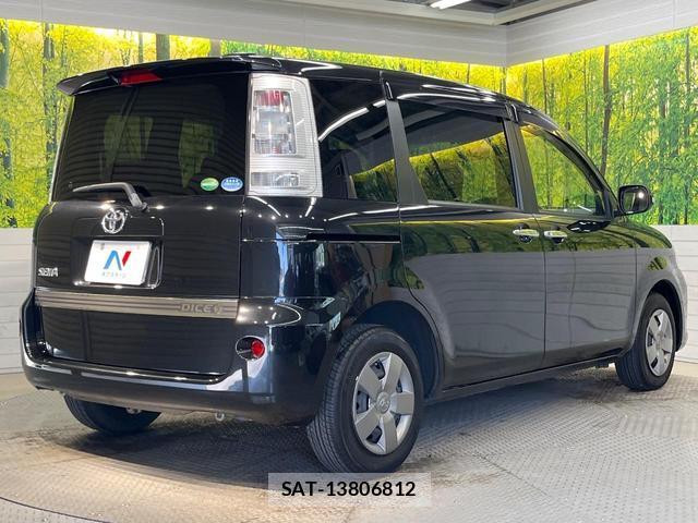 Toyota SIENTA 2015-07 8279138-16