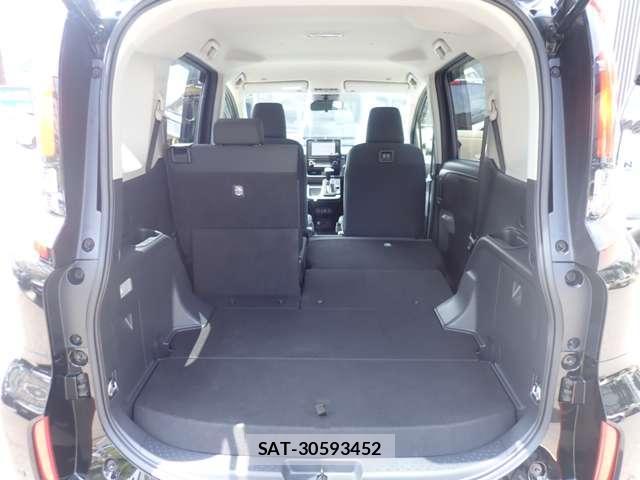 Toyota SIENTA 2025-11 8279172-11