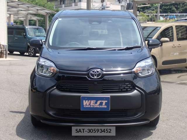 Toyota SIENTA 2025-11 8279172-14