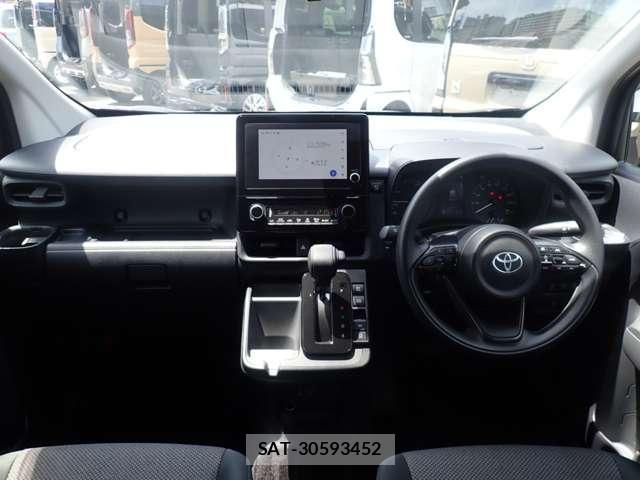 Toyota SIENTA 2025-11 8279172-2