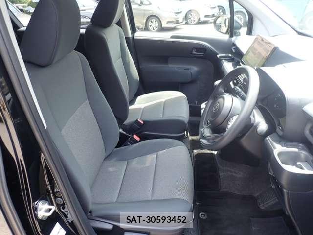 Toyota SIENTA 2025-11 8279172-6