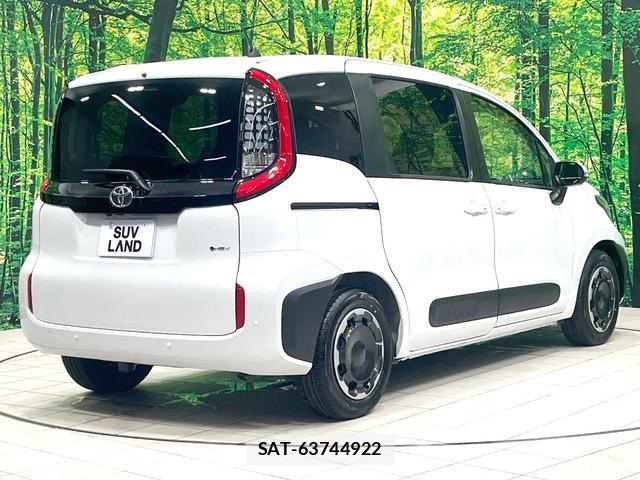 Toyota SIENTA 2026-04 8279261-18