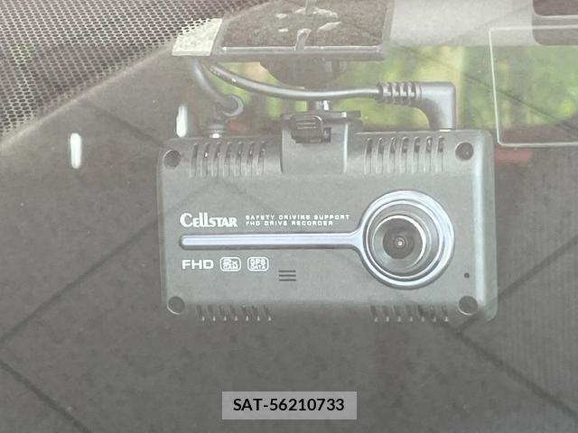 Toyota SIENTA 2017-03 8279453-6