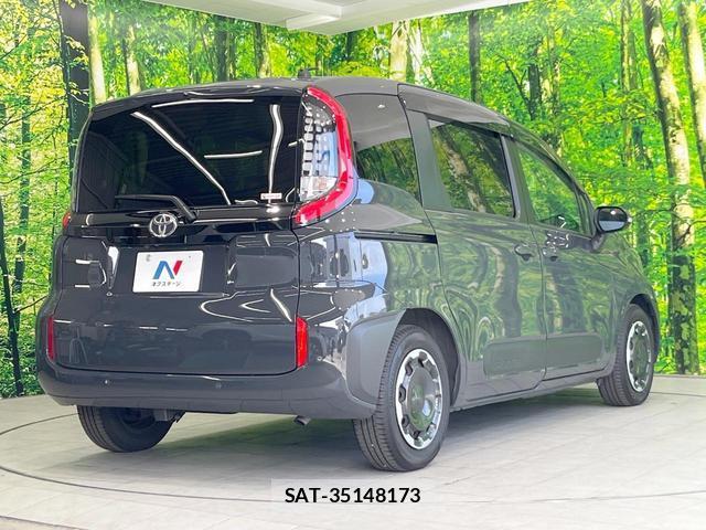 Toyota SIENTA 2023-11 8279466-17