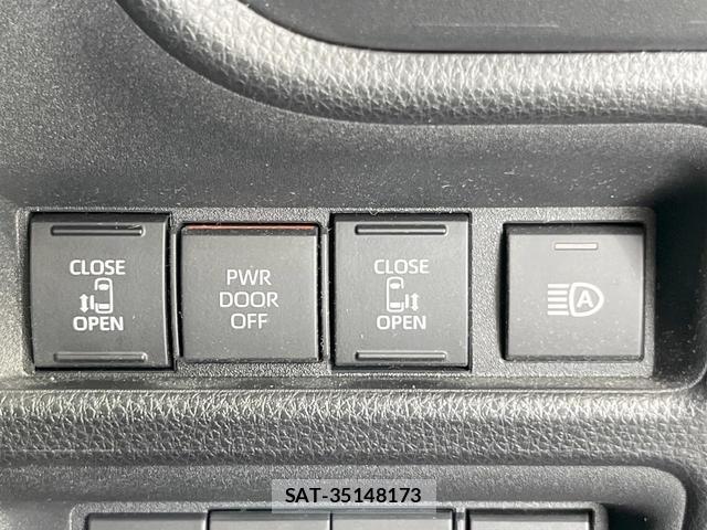 Toyota SIENTA 2023-11 8279466-6