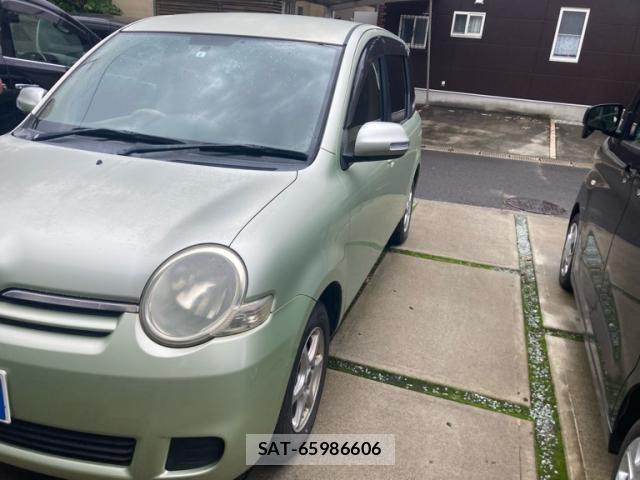 Toyota SIENTA 2007-06 8279525-1