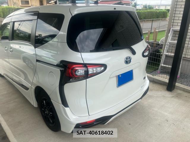 Toyota SIENTA 2019-09 8279932-3