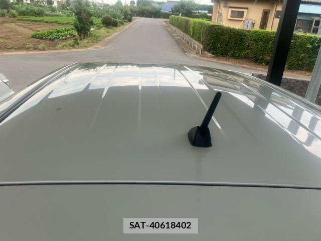 Toyota SIENTA 2019-09 8279932-4