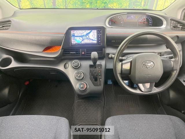 Toyota SIENTA 2016-03 8279999-1