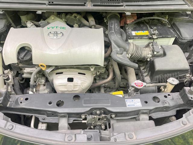 Toyota SIENTA 2016-03 8279999-17