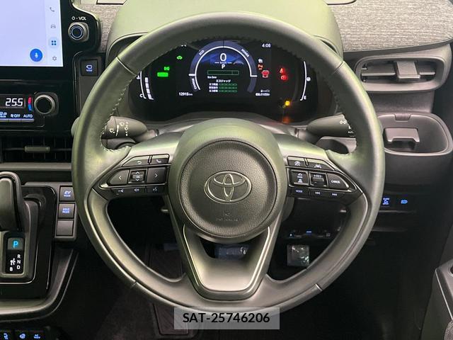 Toyota SIENTA 2023-06 8280480-11