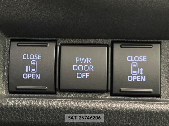 Toyota SIENTA 2023-06 8280480-4