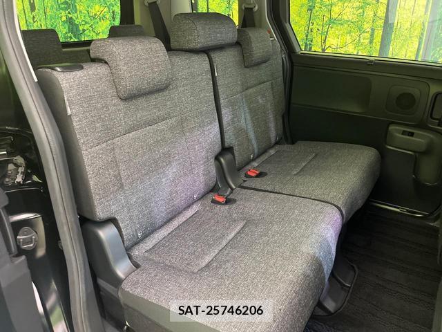 Toyota SIENTA 2023-06 8280480-8